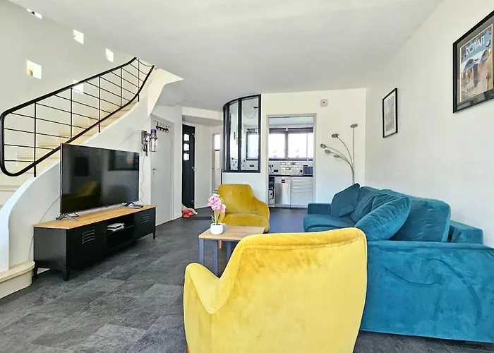 3star 1950s House, 3 Bedrooms, 6 People, Walk To Center *