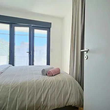 Holiday home 3star 1950s House, 3 Bedrooms, 6 People, Walk To Center *