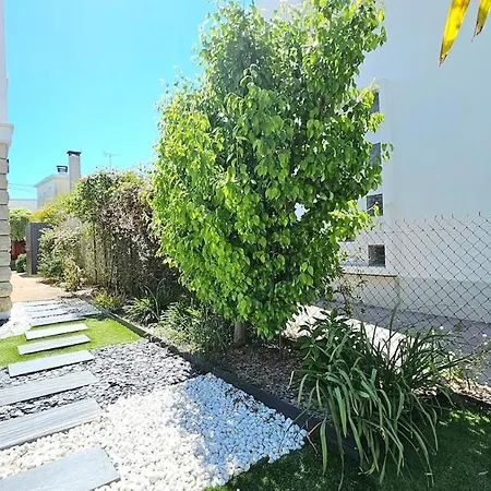 Ferienhaus 3star 1950s House, 3 Bedrooms, 6 People, Walk To Center *