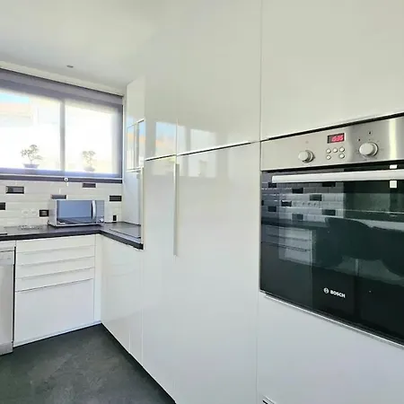 3star 1950s House, 3 Bedrooms, 6 People, Walk To Center