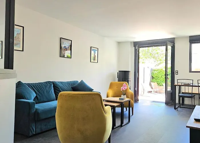 3star 1950s House, 3 Bedrooms, 6 People, Walk To Center Ferienhaus