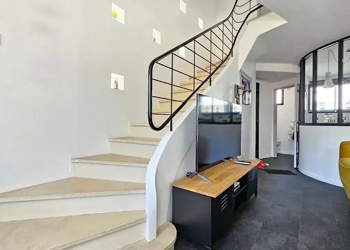 3star 1950s House, 3 Bedrooms, 6 People, Walk To Center * Руаян