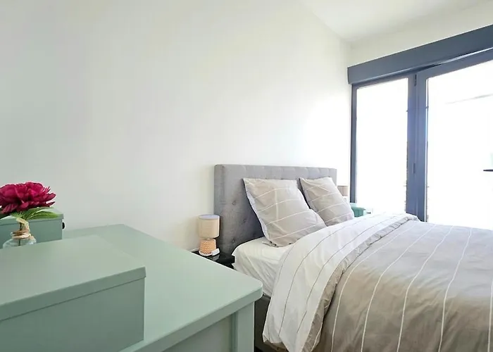 3star 1950s House, 3 Bedrooms, 6 People, Walk To Center Ferienhaus Royan