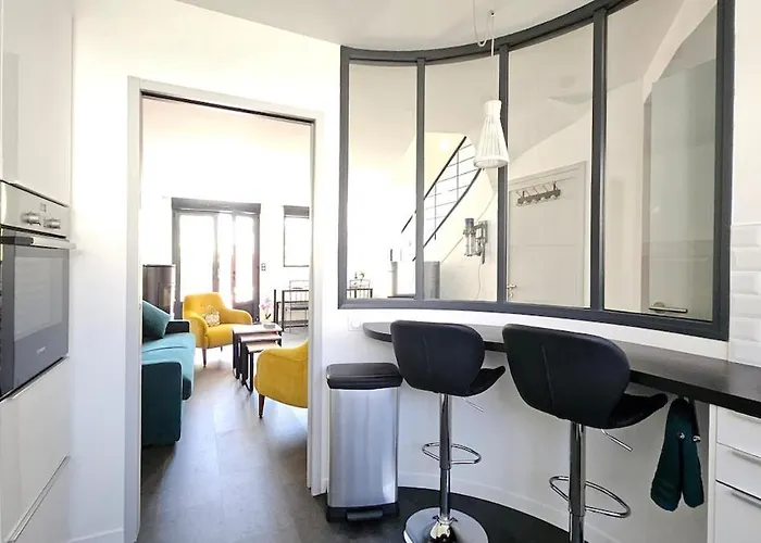 3star 1950s House, 3 Bedrooms, 6 People, Walk To Center Руаян