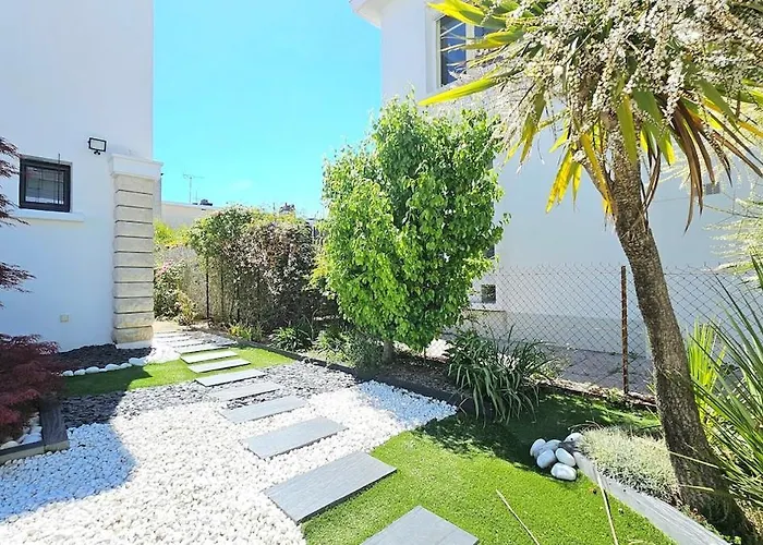 3star 1950s House, 3 Bedrooms, 6 People, Walk To Center